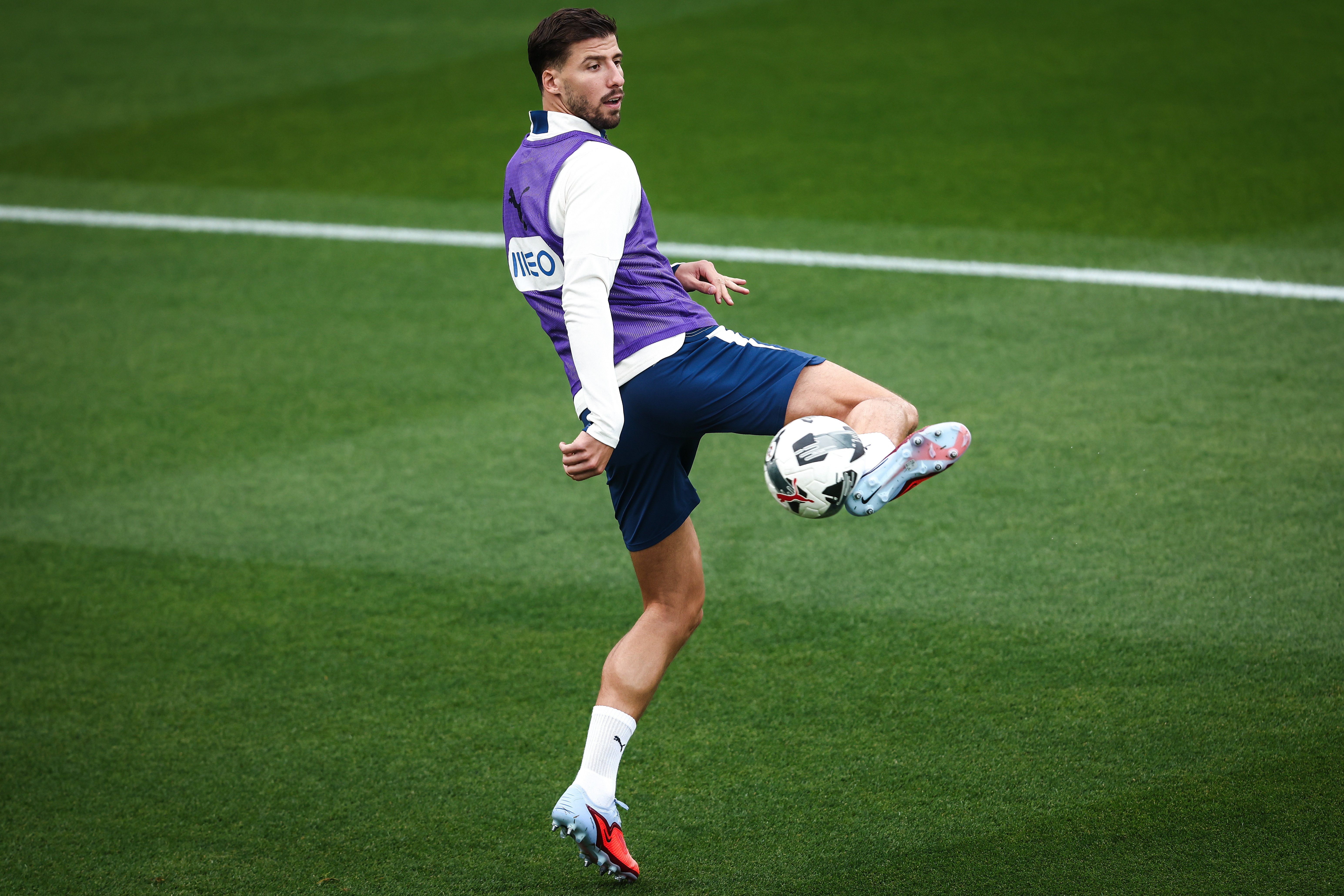 里程碑夜葡萄牙体育临场应变，国王杯关键时刻刷纪录，话题不断，数据趋势出现新变化的简单介绍-九游体育